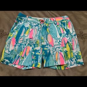Lilly Pulitzer Jayne shorts Beach and Bae print